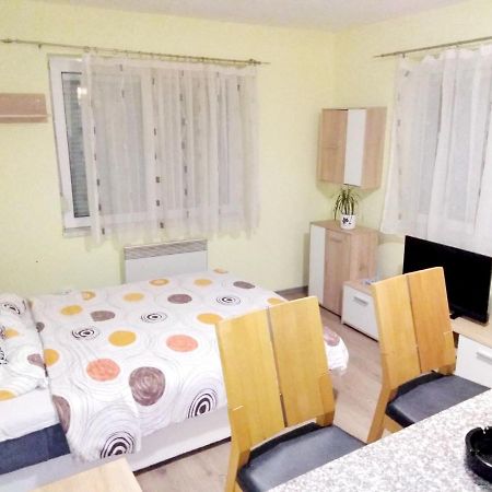 Moskva Apartman Brčko Exterior foto
