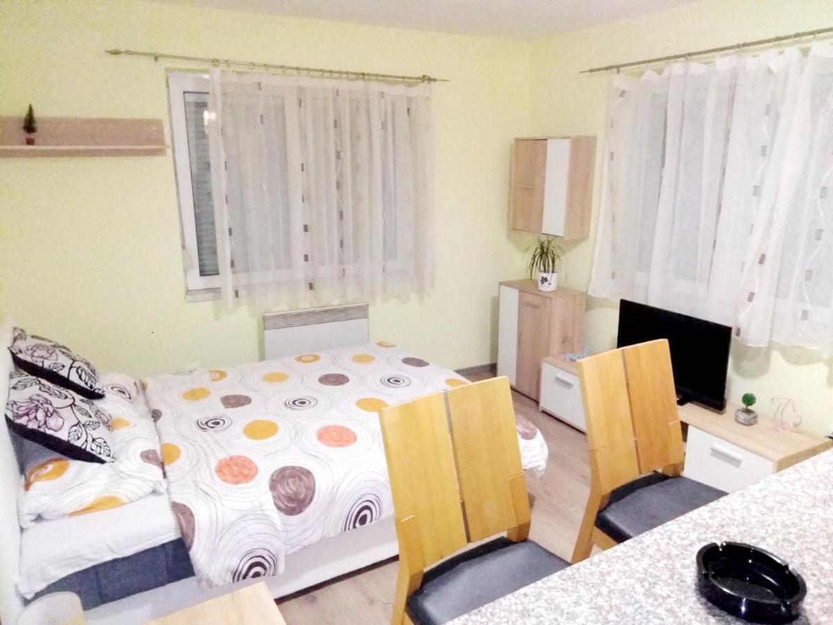 Moskva Apartman Brčko Exterior foto